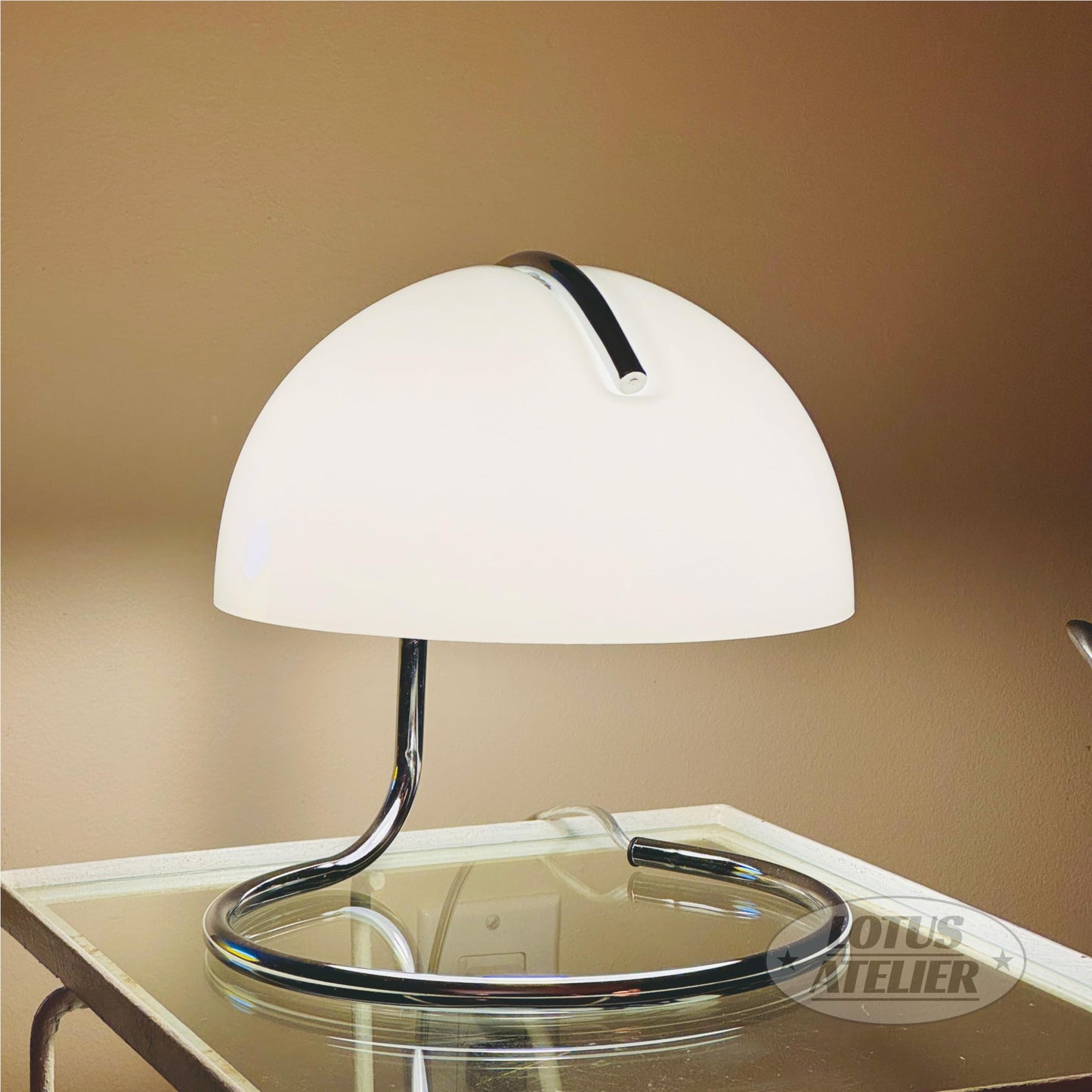 Lotus Atelier Bauhaus Lamp | Retro Mushroom Lamp for Room Aesthetic Modern Lighting for Bedroom | Mid Century Modern Lamp | Cool Retro Living Room Decor & Bedroom Decor | Bed Side lamp